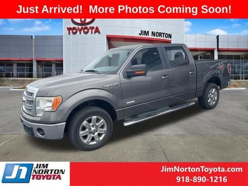 Used 2013 Ford F150 XLT w/ XTR Pkg image 2