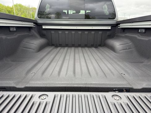New 2026 Nissan Frontier SV AWD/4WD image 8