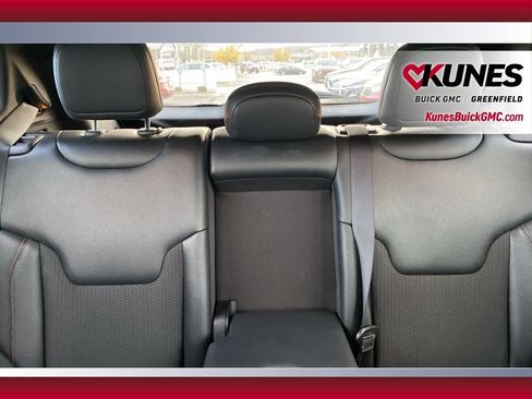 Used 2024 Jeep Compass Trailhawk image 32