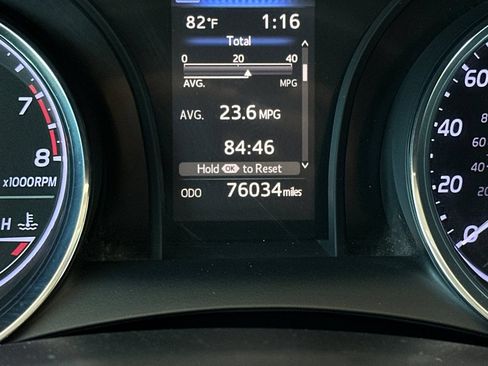 Used 2019 Toyota Camry SE w/ Carpet Mat Package FWD image 24