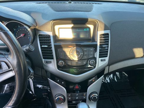 Used 2013 Chevrolet Cruze LT w/ All-Star Edition image 32