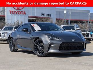 Used 2023 Toyota GR86 Premium RWD video 2