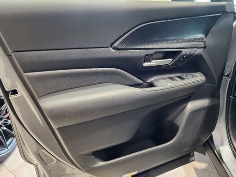 New 2026 Toyota Grand Highlander MAX Platinum image 12