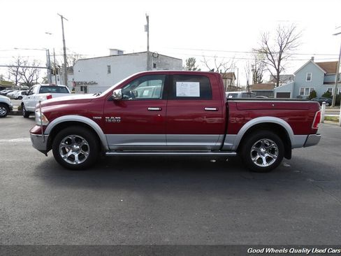 Used 2014 RAM 1500 Laramie w/ Convenience Group AWD/4WD image 8
