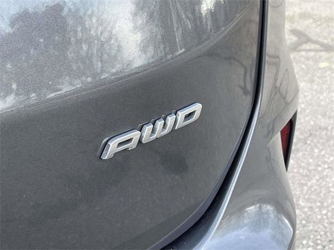 Used 2022 Ford Edge SEL image 12