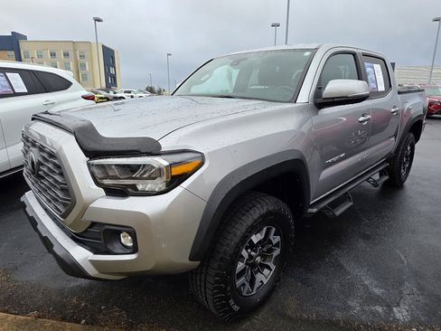 Used 2020 Toyota Tacoma TRD Off-Road image 7