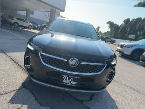 Used 2023 Buick Envision Avenir FWD image 3