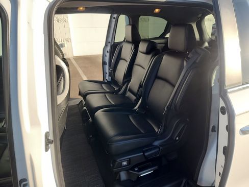 Used 2023 Honda Odyssey EX-L image 30