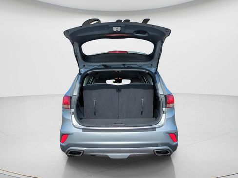 Used 2017 Hyundai Santa Fe SE w/ Cargo Package AWD/4WD image 9