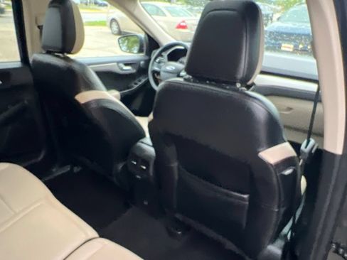 Used 2020 Ford Escape SEL AWD/4WD image 17