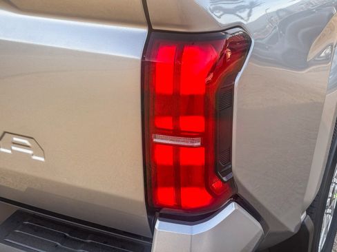 New 2026 Toyota Tacoma SR5 image 8