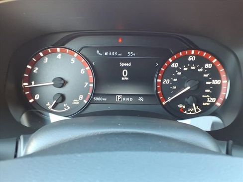 Used 2025 Nissan Frontier Pro-X image 25