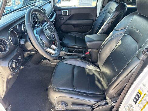 Certified 2023 Jeep Wrangler Unlimited Sahara image 26