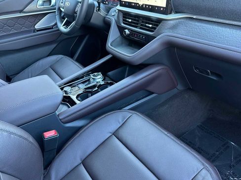 New 2026 Ford Explorer Platinum w/ LUX Leather Package image 14