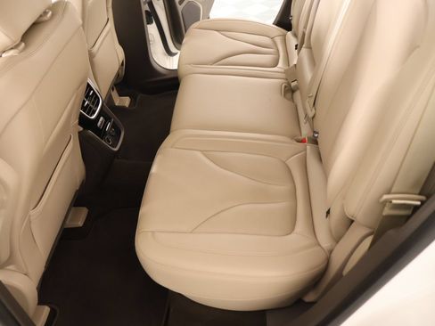 Used 2021 Lincoln Nautilus Reserve AWD/4WD image 12