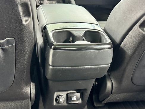 Used 2024 Kia Telluride SX Prestige AWD/4WD image 39