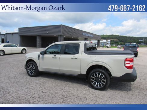 Used 2024 Ford Maverick Lariat AWD/4WD image 8
