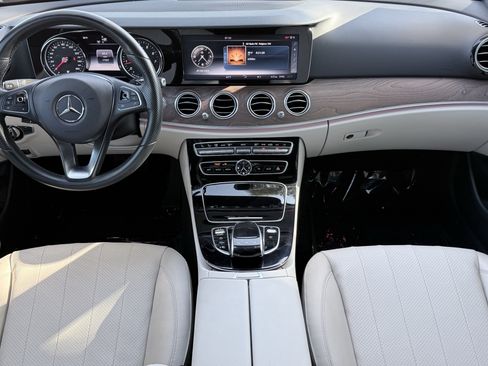 Used 2017 Mercedes-Benz E 300 image 2