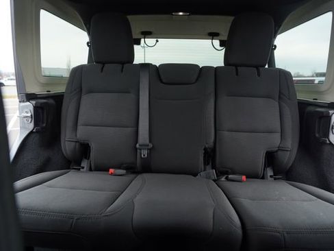 Used 2020 Jeep Wrangler Unlimited Sport S image 32