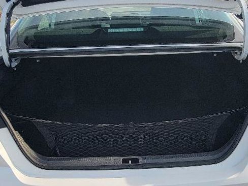 Used 2025 Toyota Camry SE w/ Convenience Package image 5