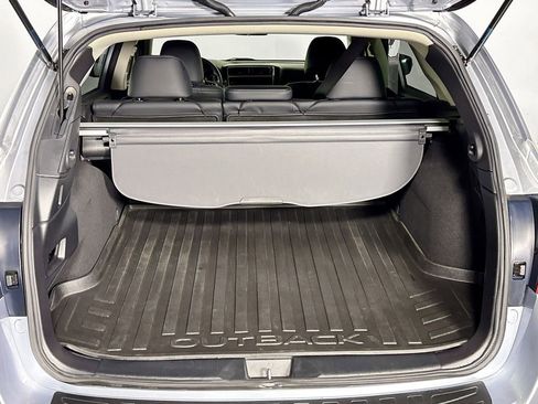 Used 2019 Subaru Outback 3.6R Limited w/ Popular Package #2 image 22