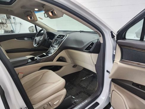 Used 2018 Lincoln MKX Reserve w/ Lincoln MKX Climate Package AWD/4WD image 34