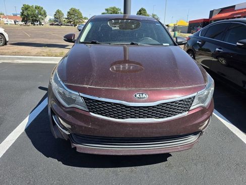 Used 2018 Kia Optima LX image 2