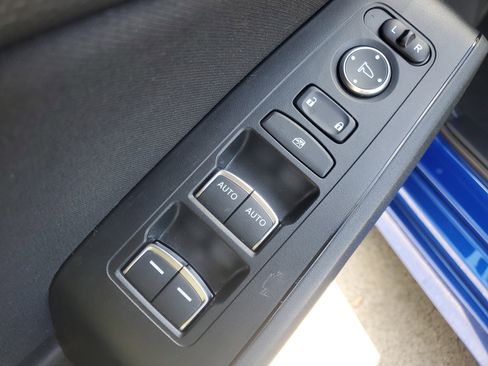 Used 2023 Honda Civic Sport image 18