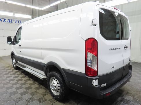 Used 2023 Ford Transit 250 Low Roof AWD w/ Exterior Upgrade Package image 5