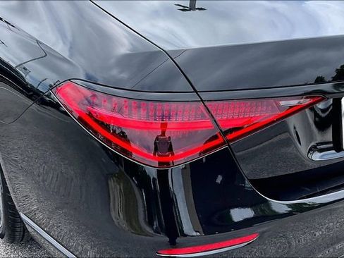 Certified 2023 Mercedes-Benz S 580 4MATIC Sedan image 19