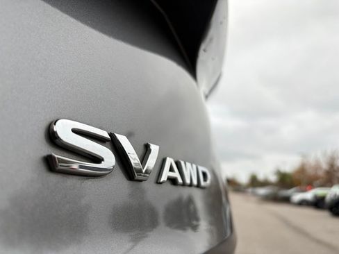 Used 2023 Nissan Rogue SV image 8