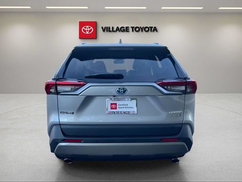 Certified 2024 Toyota RAV4 Limited AWD/4WD image 4