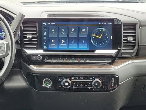 Used 2022 Chevrolet Silverado 1500 LT image 16