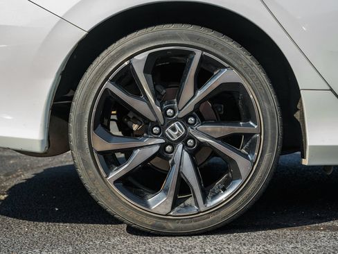 Used 2021 Honda Civic Sport image 15