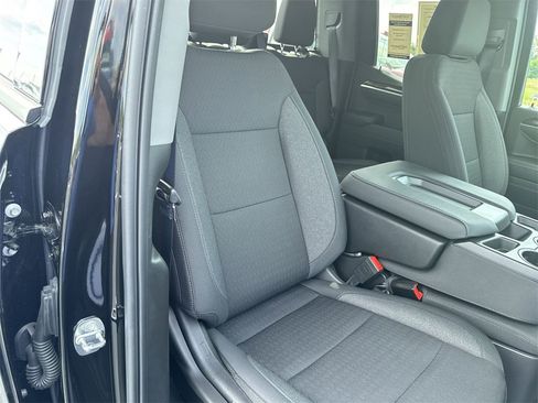 Used 2024 GMC Sierra 1500 Elevation image 30