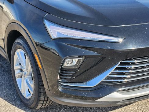 Used 2024 Buick Envista Preferred image 9