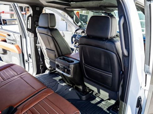 Used 2024 GMC Sierra 2500 Denali Ultimate image 32