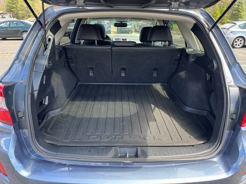 Used 2015 Subaru Outback 2.5i Limited AWD/4WD image 18