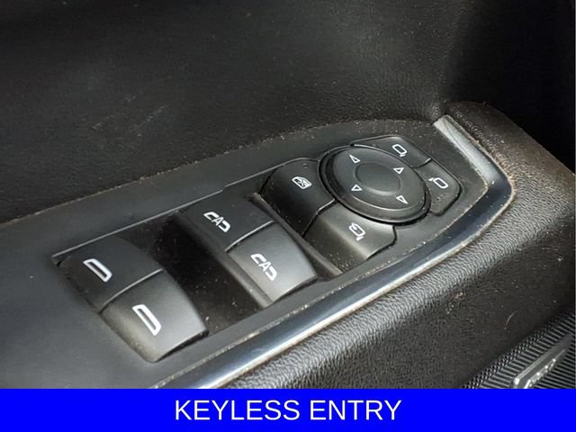 Used 2023 GMC Sierra 1500 SLT w/ SLT Premium Package AWD/4WD image 16