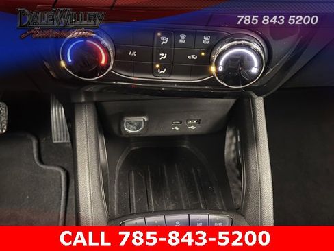 Used 2025 Chevrolet TrailBlazer LT image 9