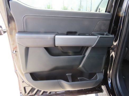 New 2025 Ford F150 XLT w/ Equipment Group 301A Standard image 15