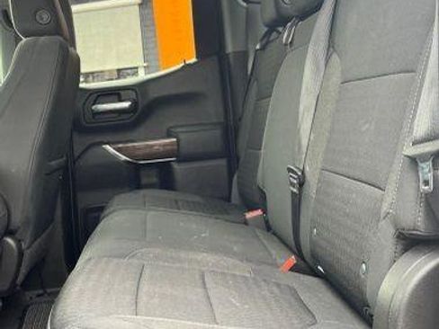 Used 2020 GMC Sierra 1500 SLE w/ SLE Value Package image 17