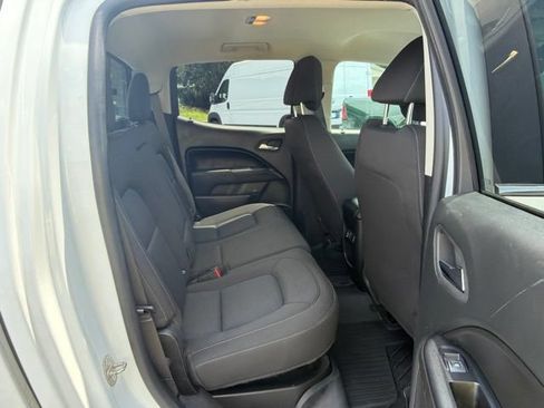 Used 2019 Chevrolet Colorado LT w/ LT Convenience Package AWD/4WD image 10