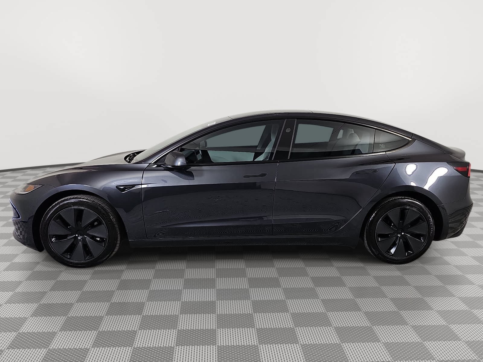 Used 2025 Tesla Model 3 RWD image 5