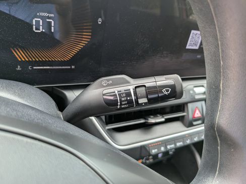 Certified 2025 Kia K4 FWD image 32