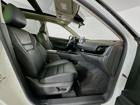 Used 2023 Nissan Rogue SL w/ SL Premium Package image 33