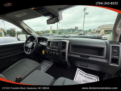 Used 2016 RAM 1500 Express AWD/4WD image 16