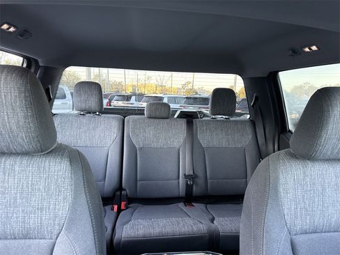 Used 2022 Ford F150 XLT w/ Equipment Group 302A High image 28