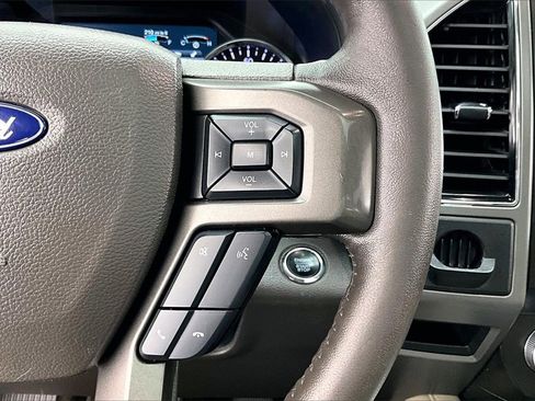 Used 2018 Ford Expedition Max XLT w/ Equipment Group 202A image 19