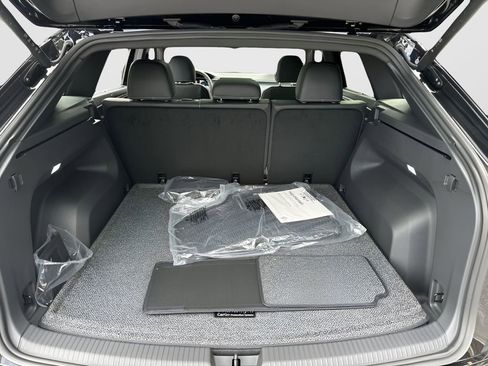 New 2026 Volkswagen Atlas Cross Sport SEL image 24